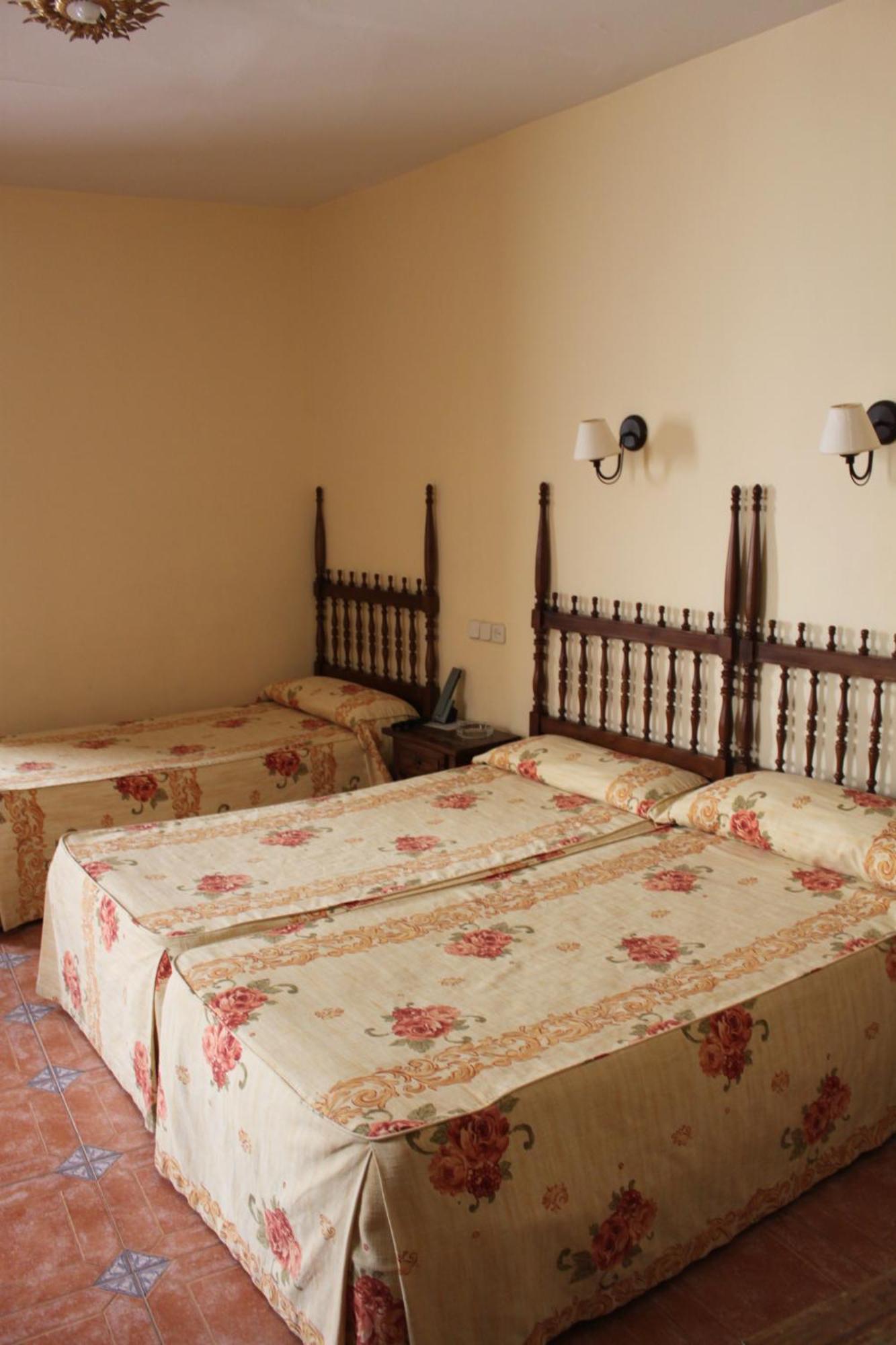 Hotel Rey Nino Ávila Eksteriør billede